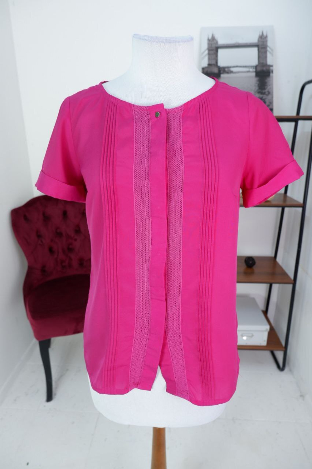 Блузка Ostin в ягодном оттенке 44 размер