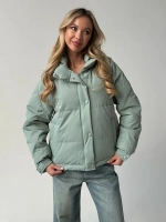 Куртка осенняя короткая с капюшоном