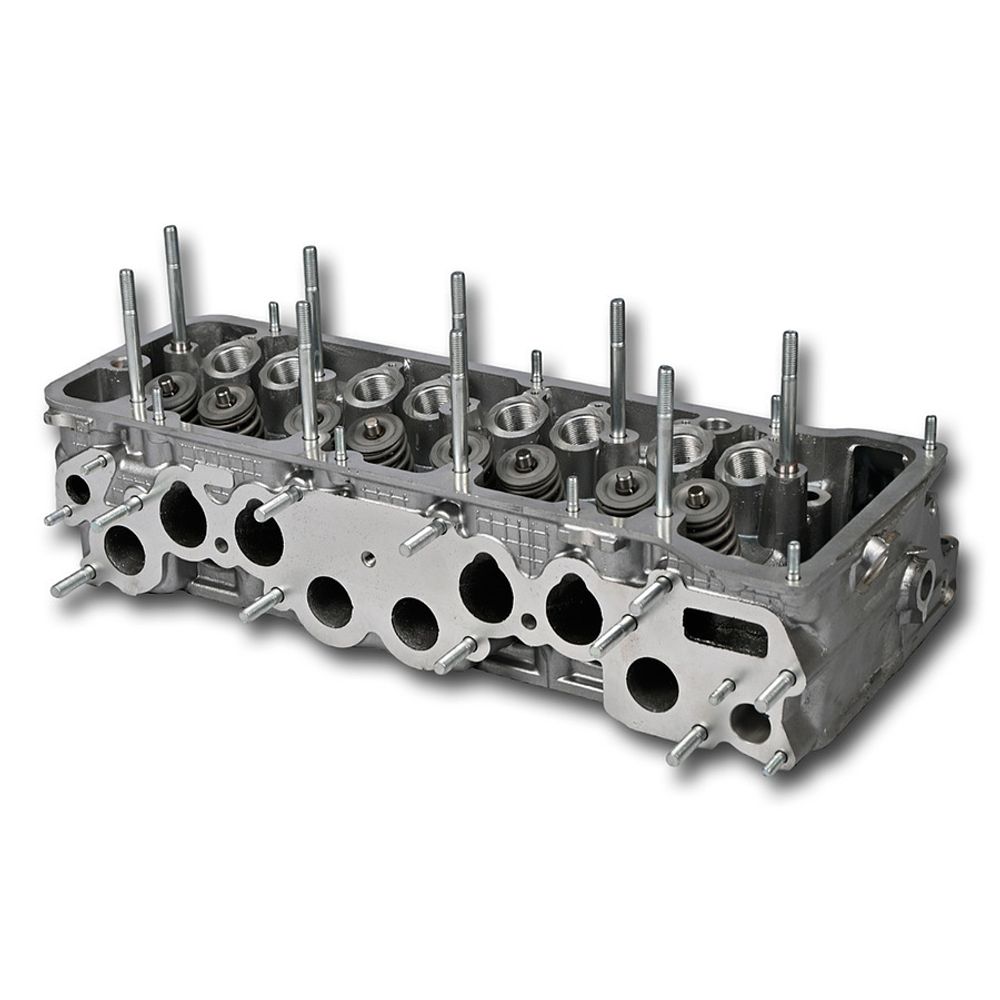 ГБЦ (Головка блока цилиндров) в сборе нового образца под датчик без рампы и гидрокомперсаторов Avtostandart ВАЗ 21214