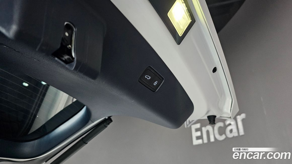 Genesis GV70 2.5T Бензин AWD (03.2021)