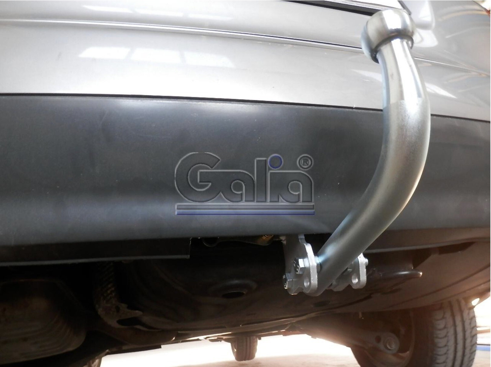 Фаркоп оцинкованный Galia A036A для Audi A4 2000-2007, VW Passat 1996-2005(паспорт и сертификат в комплекте)(без электрики)