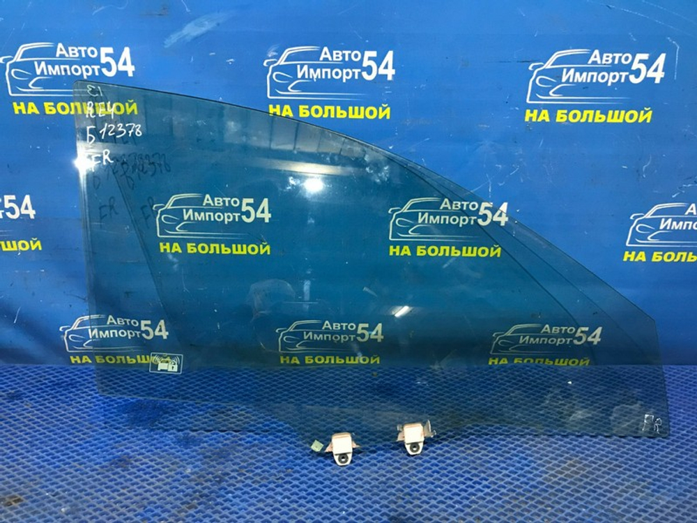 Стекло двери передней правой Honda CR-V 2006-20011