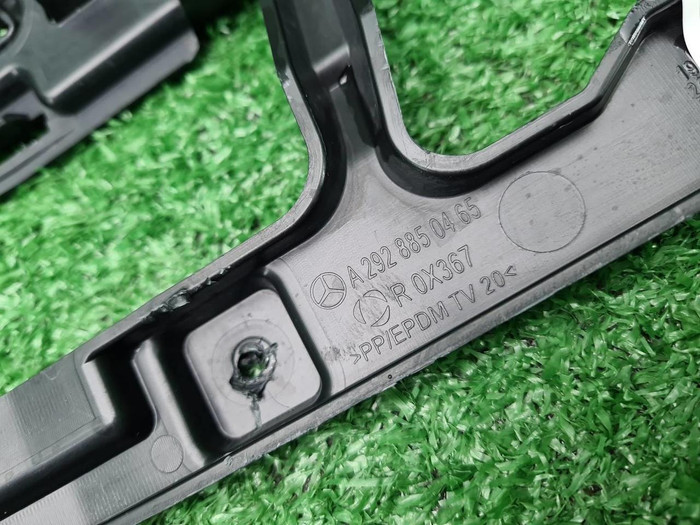 Кронштейн бампера Mercedes GLE c292 (15-19) AMG