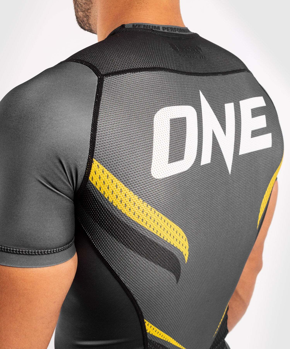 Рашгард Venum ONE FC Impact Grey-Yellow SS