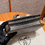 Hermes Constance 18