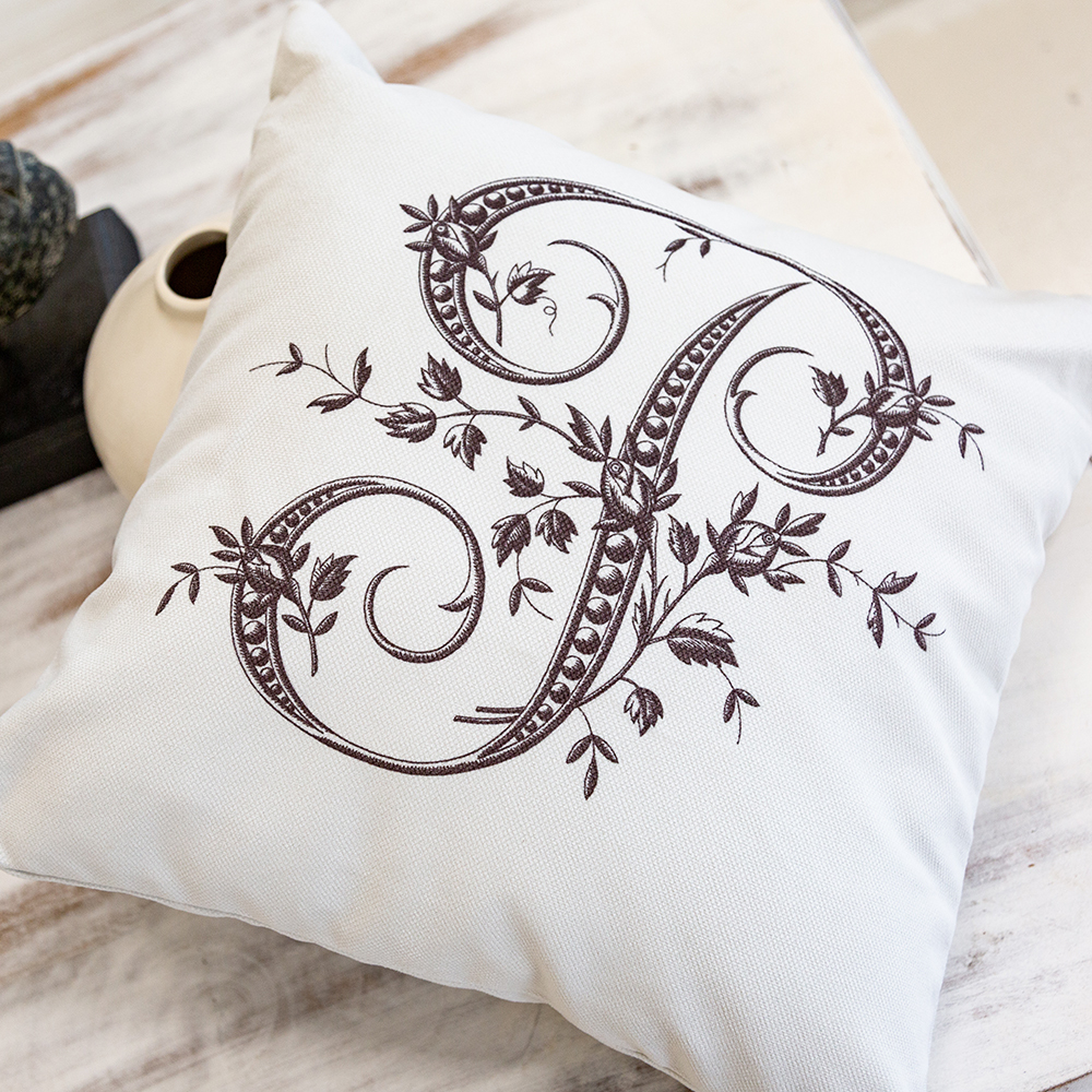 Арт-подушка Объект мечты Монограмма буквы P