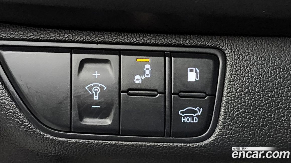 Genesis G70 2.0T AWD (08.2019)