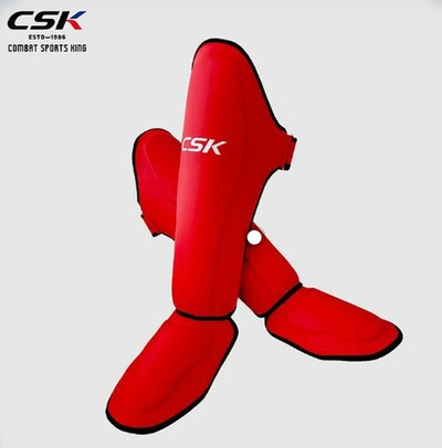 Защита голени красная CSK