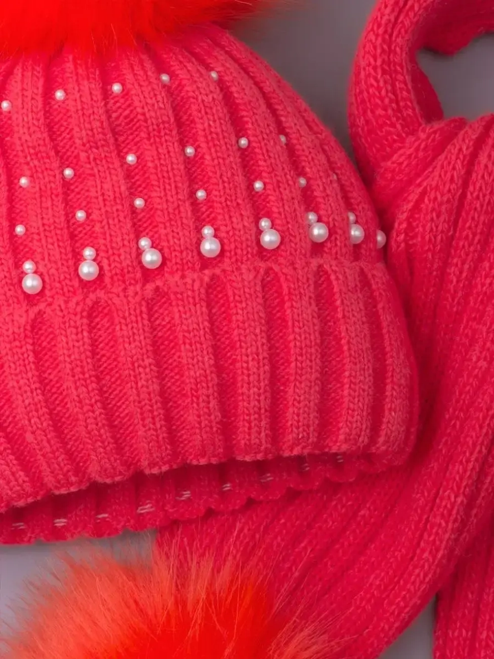 Шапка для девочки зимняя вязаная и шарф