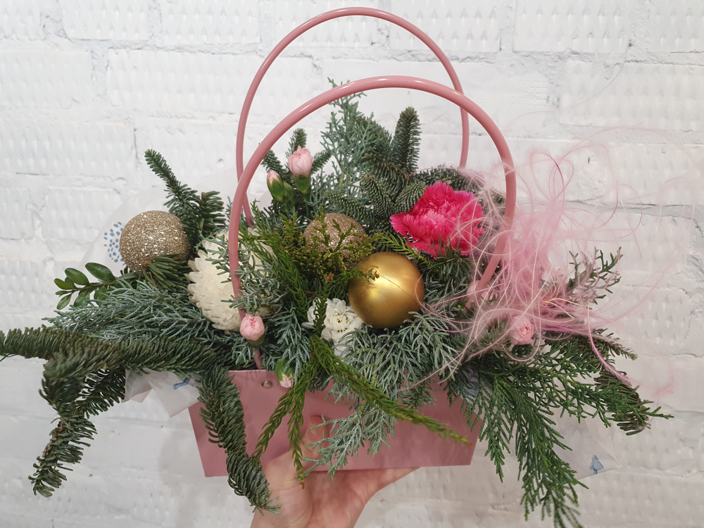 Композиция в сумочке "Нежный аромат праздника "