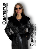 Стильное пальто в черном цвете с декоративными рукавами