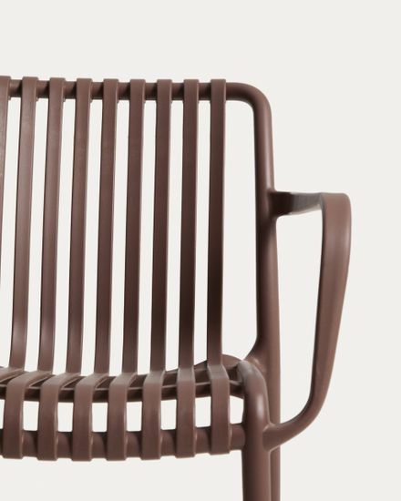 Уличный стул Isabellini из пластика коричневого цвета