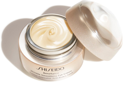 Shiseido Benefiance Wrinkle Smoothing Eye Cream - крем для глаз от морщин /   15  ml  / GTIN 768614155799