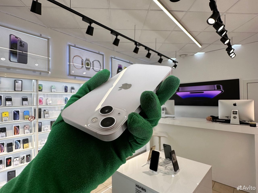 iPhone 13 256 ГБ б/у