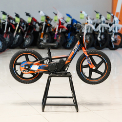 Беговел Электрический Apollo RXF SEDNA 16 150 W Красный