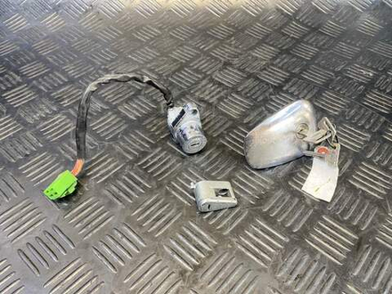 Замок зажигания Suzuki Intruder VS750 VR51A (комплект замков)