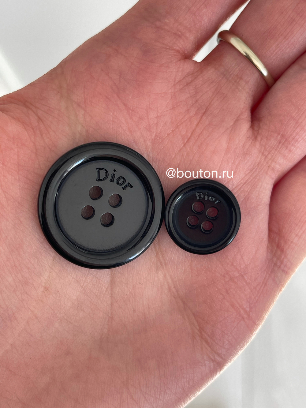 Пуговицы Ди. Черные На прокол