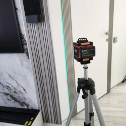 Профессиональный лазерный уровень нивелир 4D 16 линий + штатив