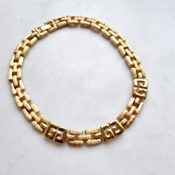 Колье Givenchy с лого