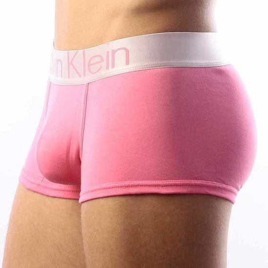 Мужские трусы боксеры Calvin Klein Steel Pink