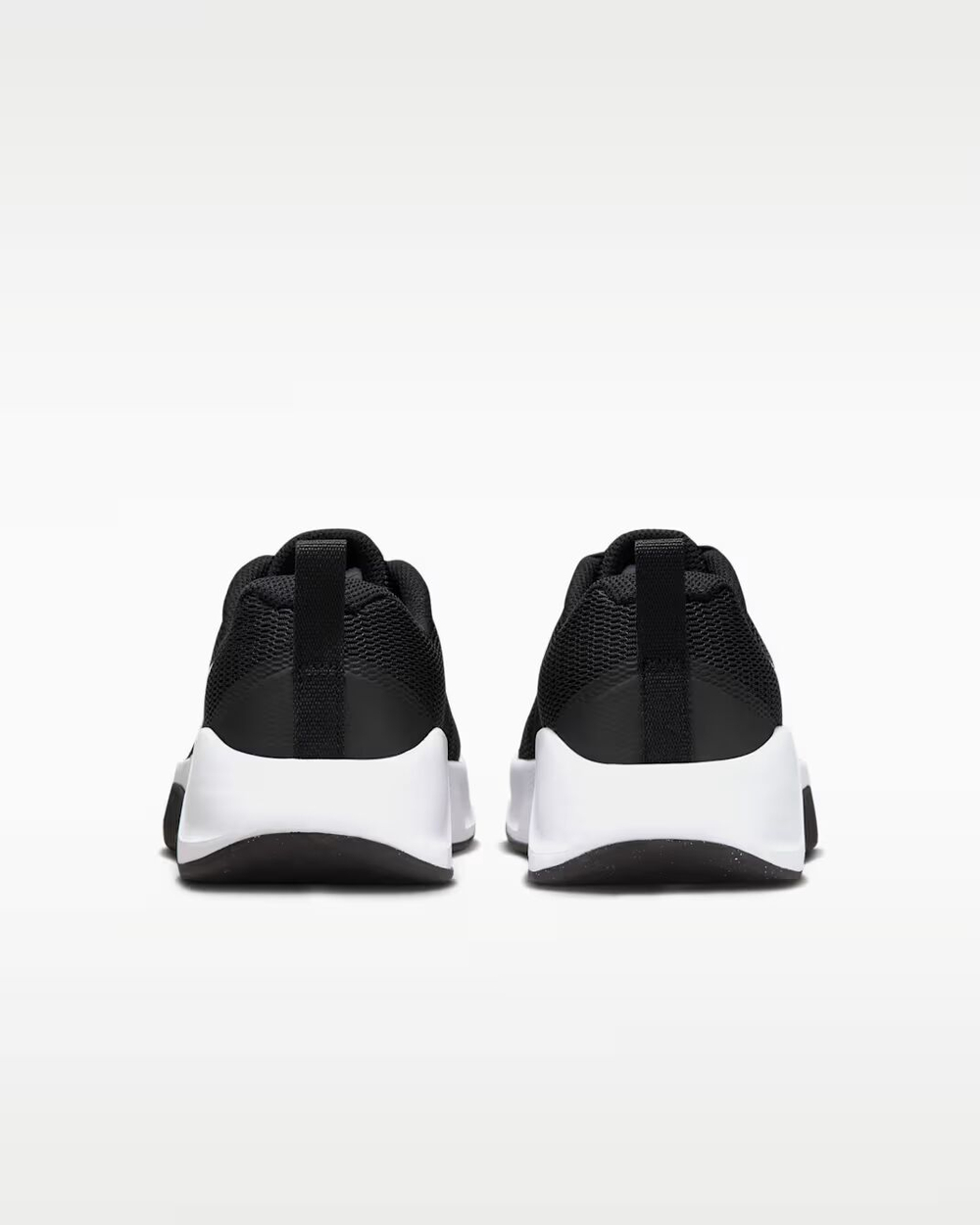 Nike MC Trainer 3 Женские кроссовки для тренировок - NIKE