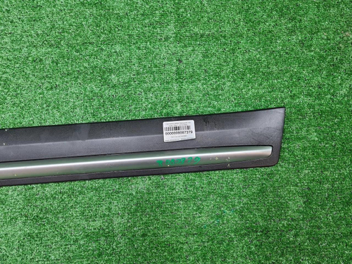 Накладка двери передняя правая Geely Atlas (16-22)