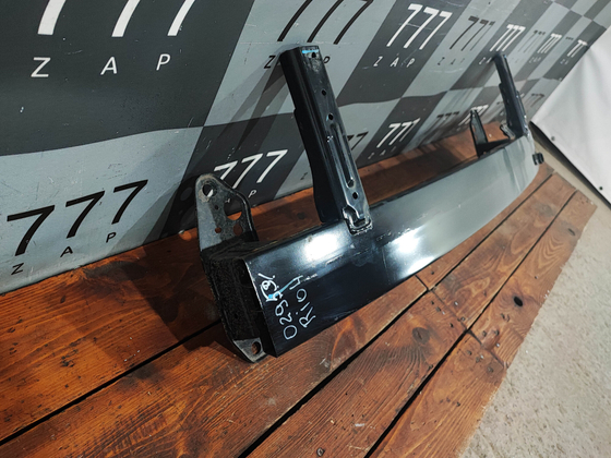 Усилитель переднего бампера Kia Rio 4 (FB) 17-нв Б/У Оригинал 64900H0000