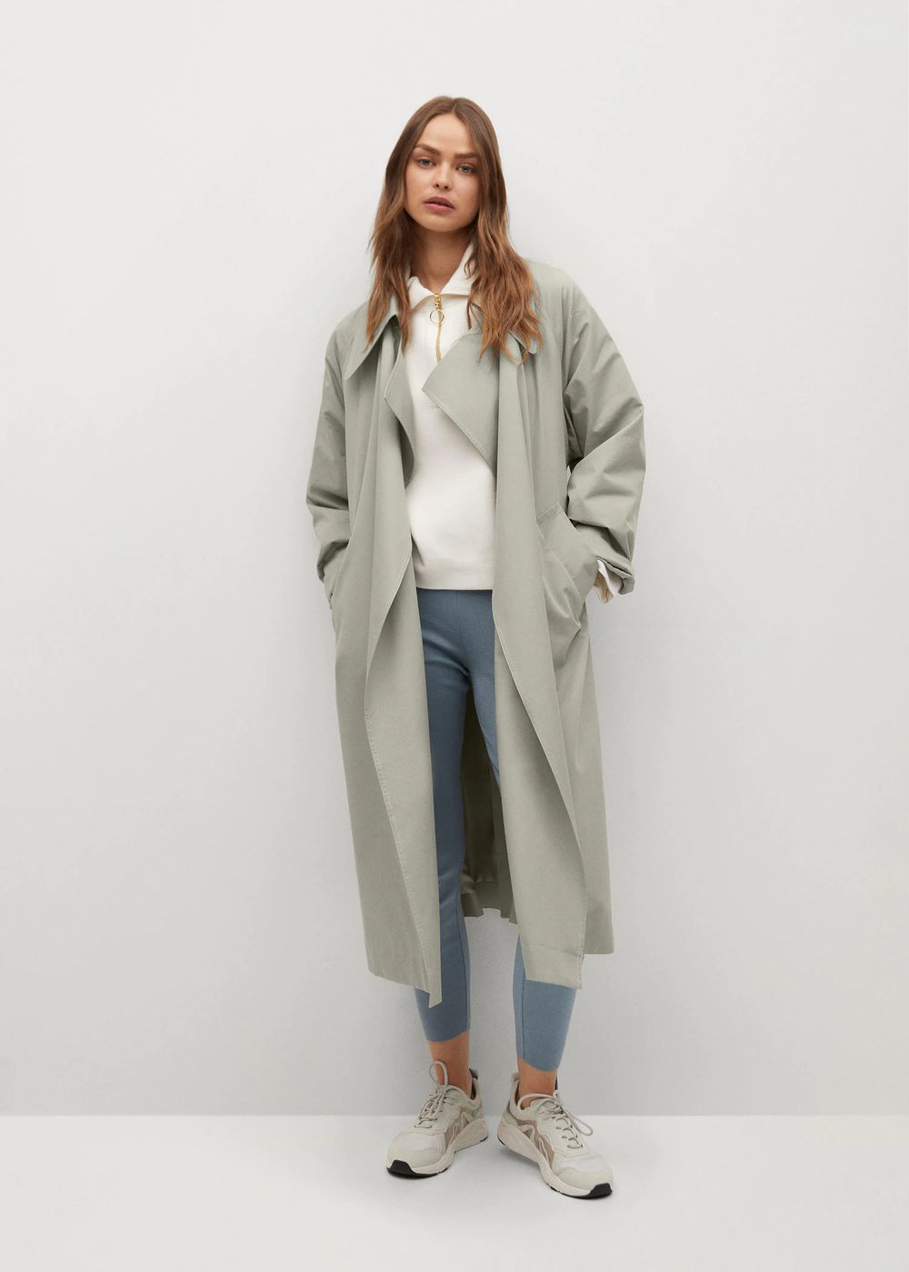 Объемный водоотталкивающий тренч