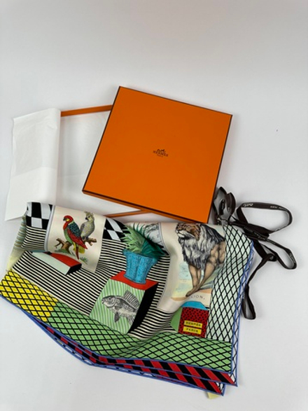 Платок Hermes Grand Theater Nouveau Silk Scarf 90
