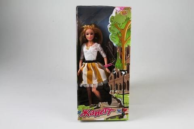 Кукла тип Модель Жанетт в розовой юбке, в коробке. Арт. M6577-3