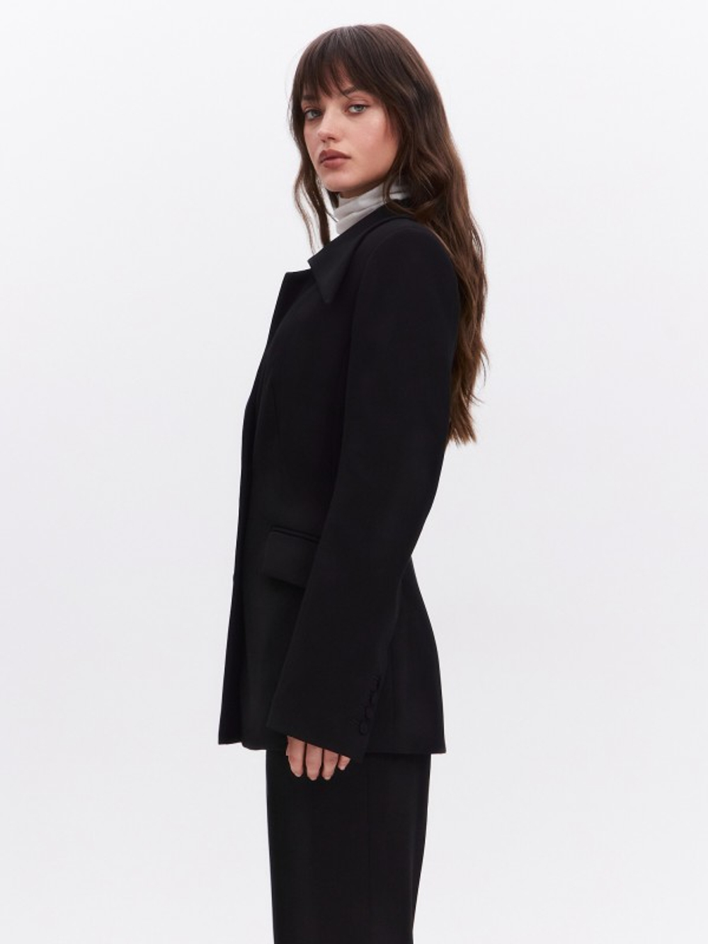 Жакет с отложным воротником