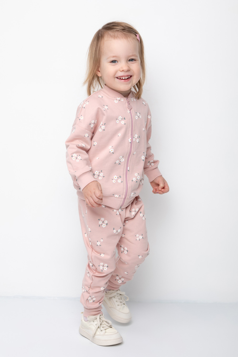 КР 400515/дымчатая роза,ромашковое поле к365 брюки для девочки