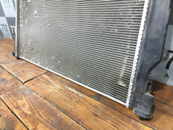 Радиатор двигателя (ДВС) основной Toyota RAV4 V (XA50) 18-нв Б/У Оригинал 1220500230