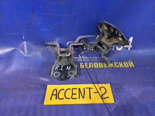 Петля двери задней левой HYUNDAI ACCENT 2008