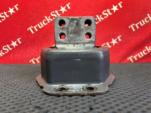 Подушка двигателя задняя 2018г.