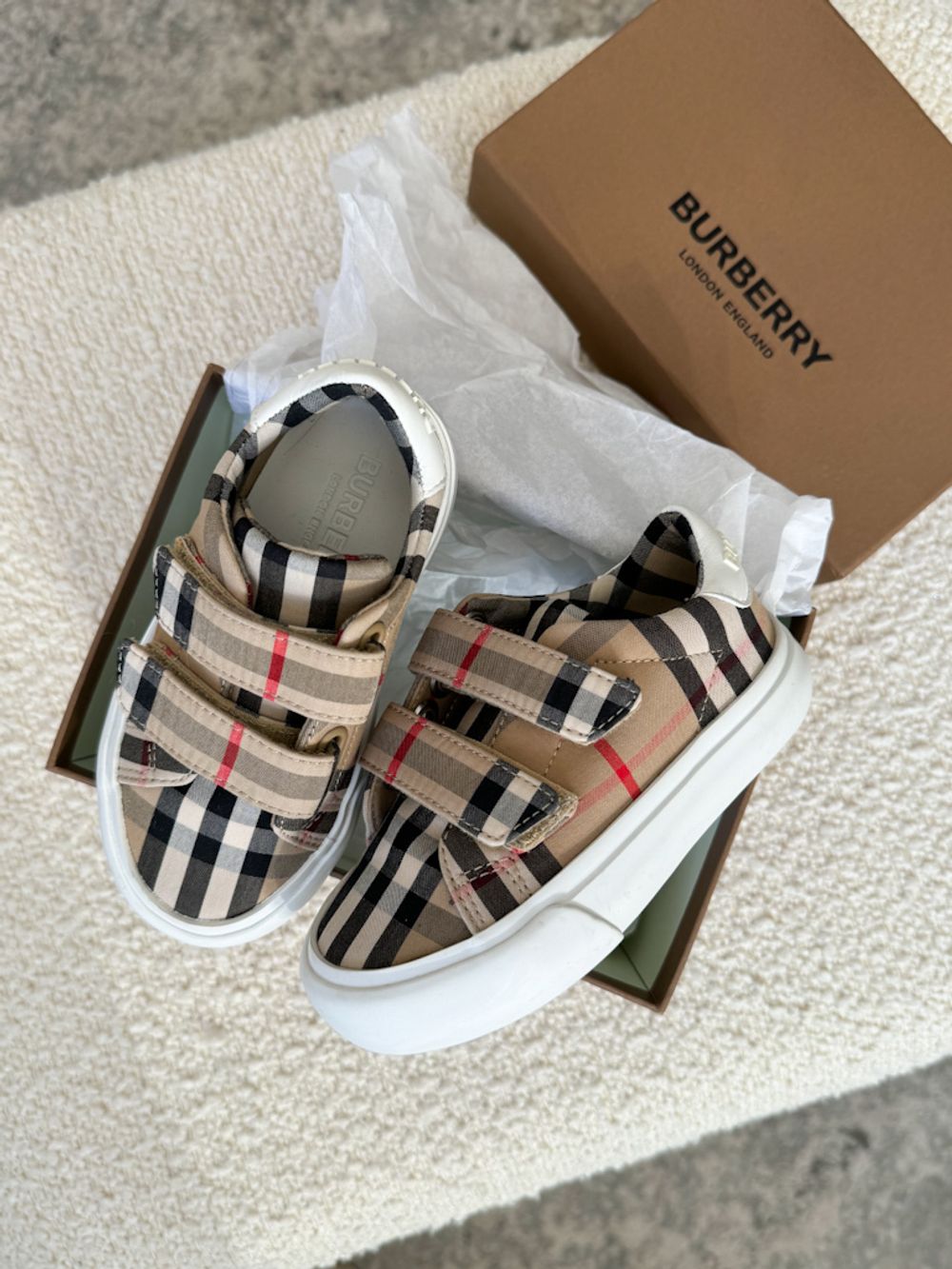 Кеды Burberry, 23