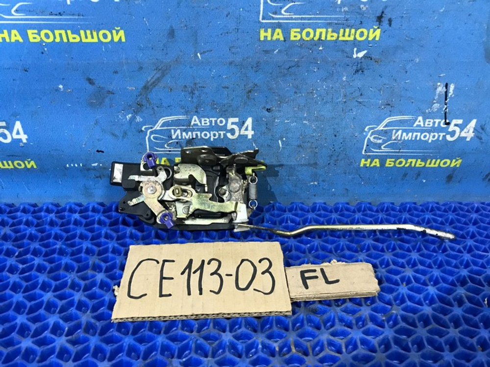 Замок двери передней левой TOYOTA SPRINTER 2000