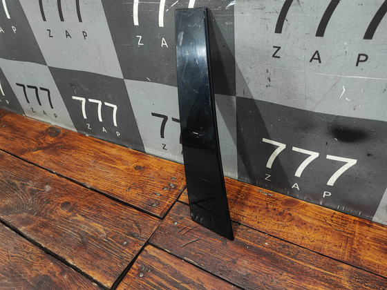 Накладка двери передней правой Omoda C5 22-нв Б/У Оригинал 551001316AA