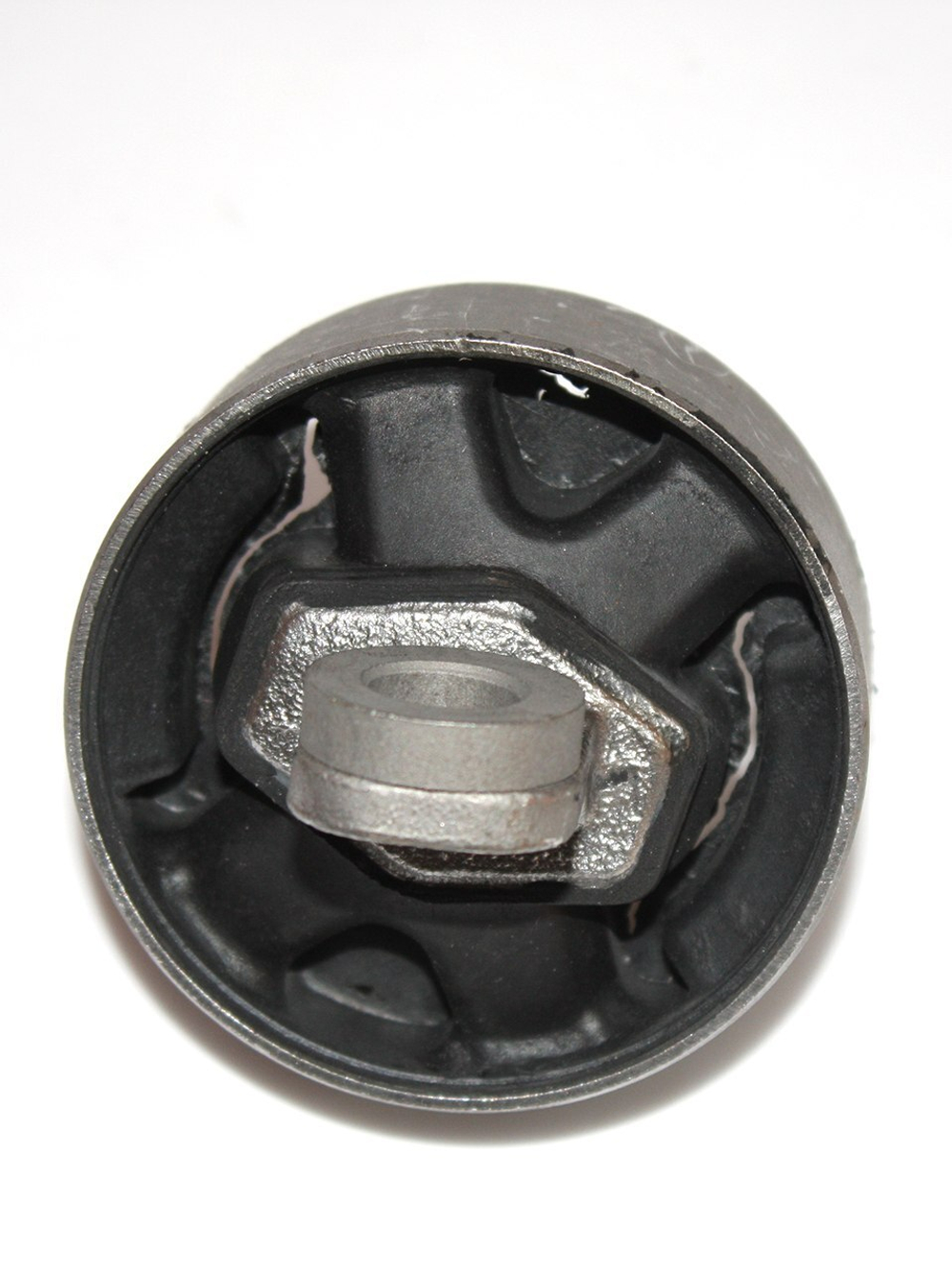 Сайлентблок заднего продольного рычага 552743W000 Hyundai