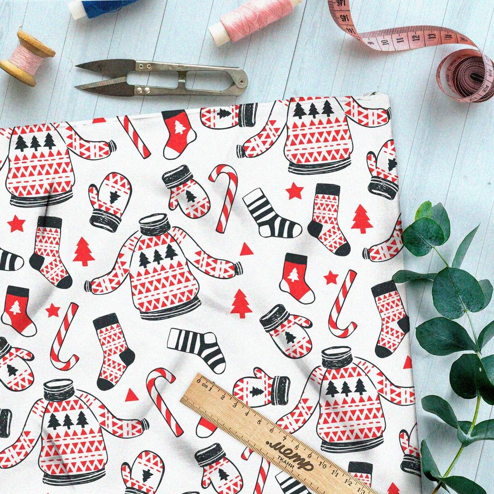 Ткань оксфорд 210 леденцы и зимняя вязаная одежда