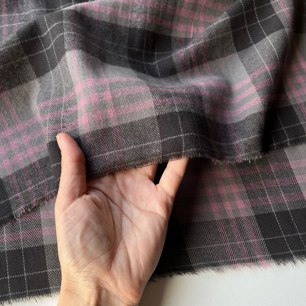 Фуле Серо-сиреневая клетка