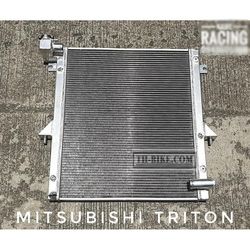 Radiator, reinforced, for Mitsubishi L200/Triton 2014