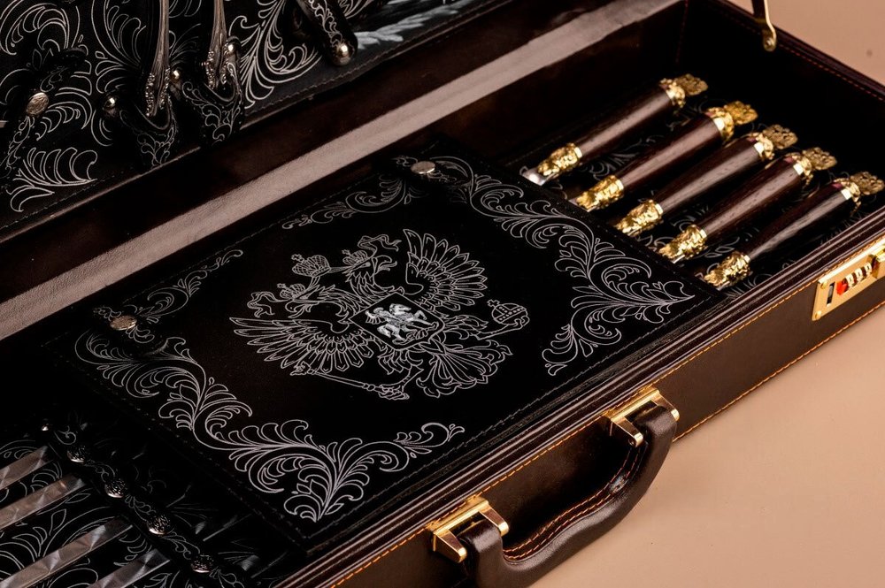 Подарочный набор для пикника в кейсе "Державный"