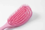 Расческа для сухих и влажных волос с ароматом клубники SOLOMEYA Wet Detangler Mini Brush Restangular