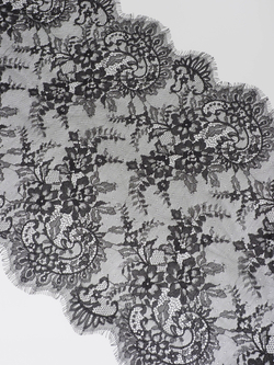 Кружево шантильи черное неэластичное ширина 45 см КУПОН 3 м