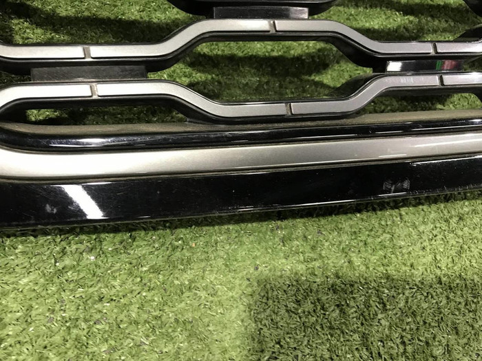 Решетка радиатора Range Rover Vogue 4 L405 (17-22)