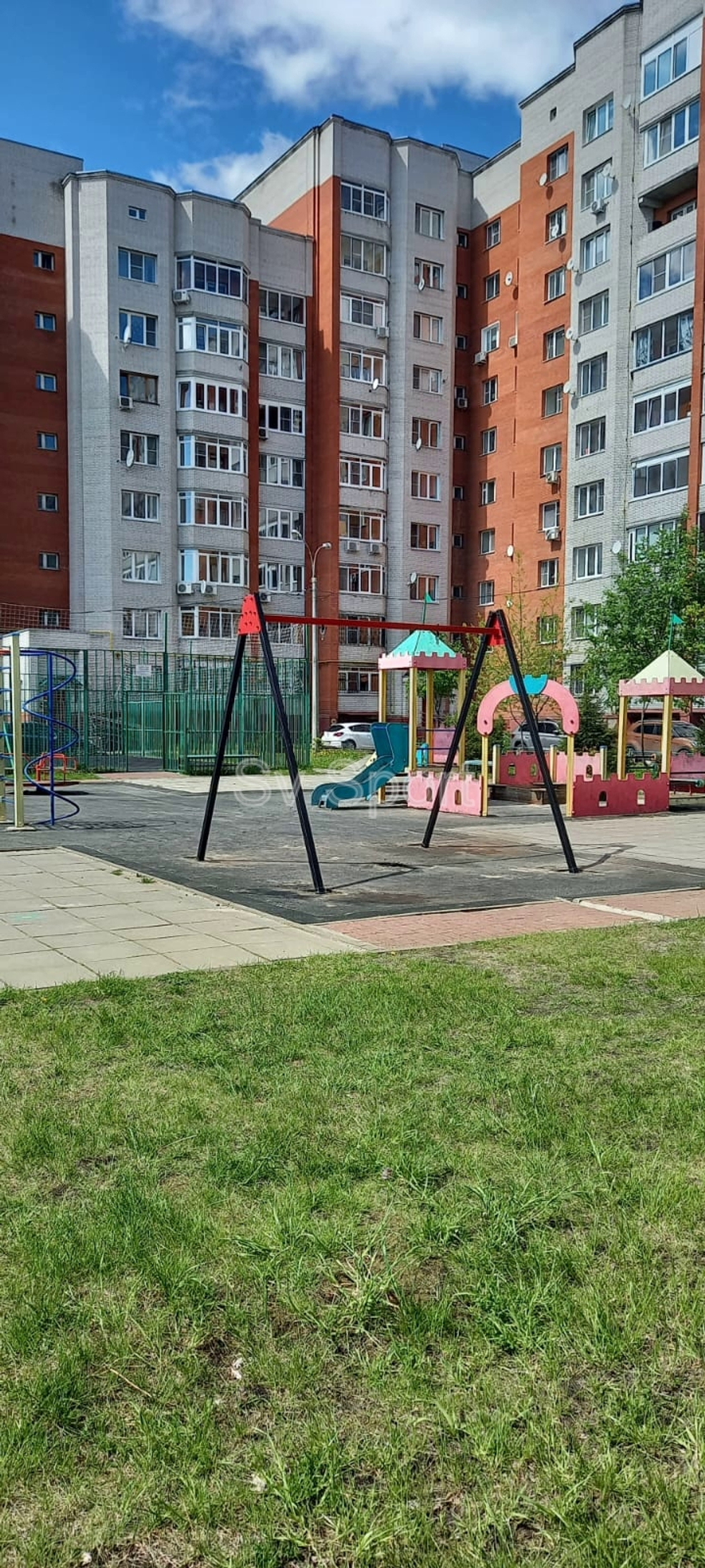 Монтаж уличных качелей Sv Sport