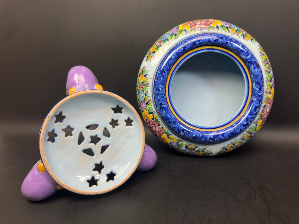 Ваза с крышкой