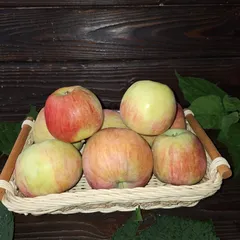 Яблоки Медовый хруст / 1 кг