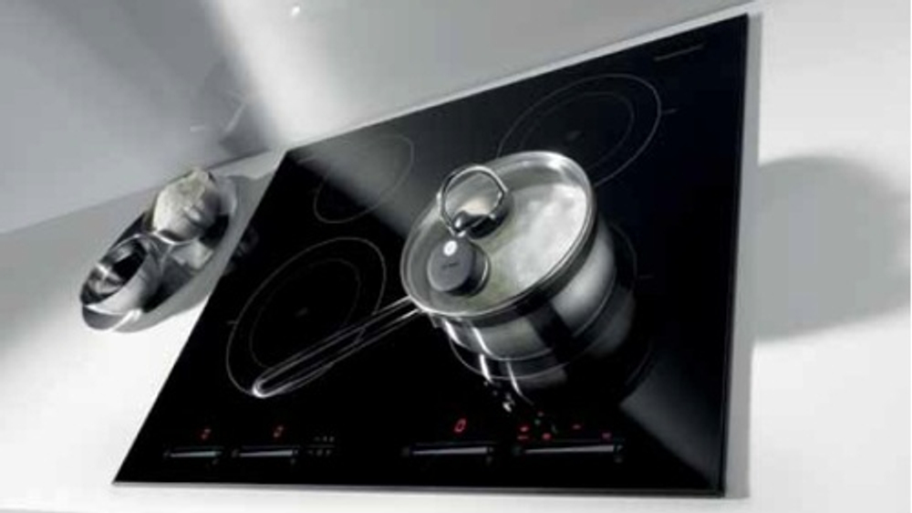 Независимая индукционная варочная панель Gorenje Plus GIT68B